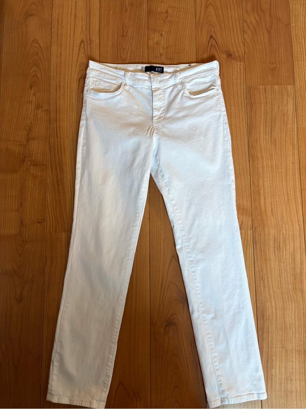 Kut from the Kloth White Catherine jeans Size 10